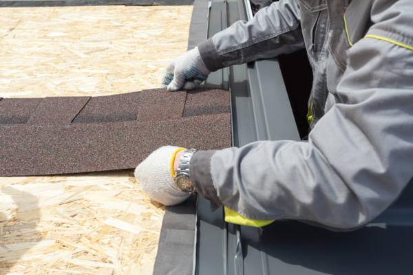 Columbia Roof Replacement Contractors: Tips for Choosing the Best